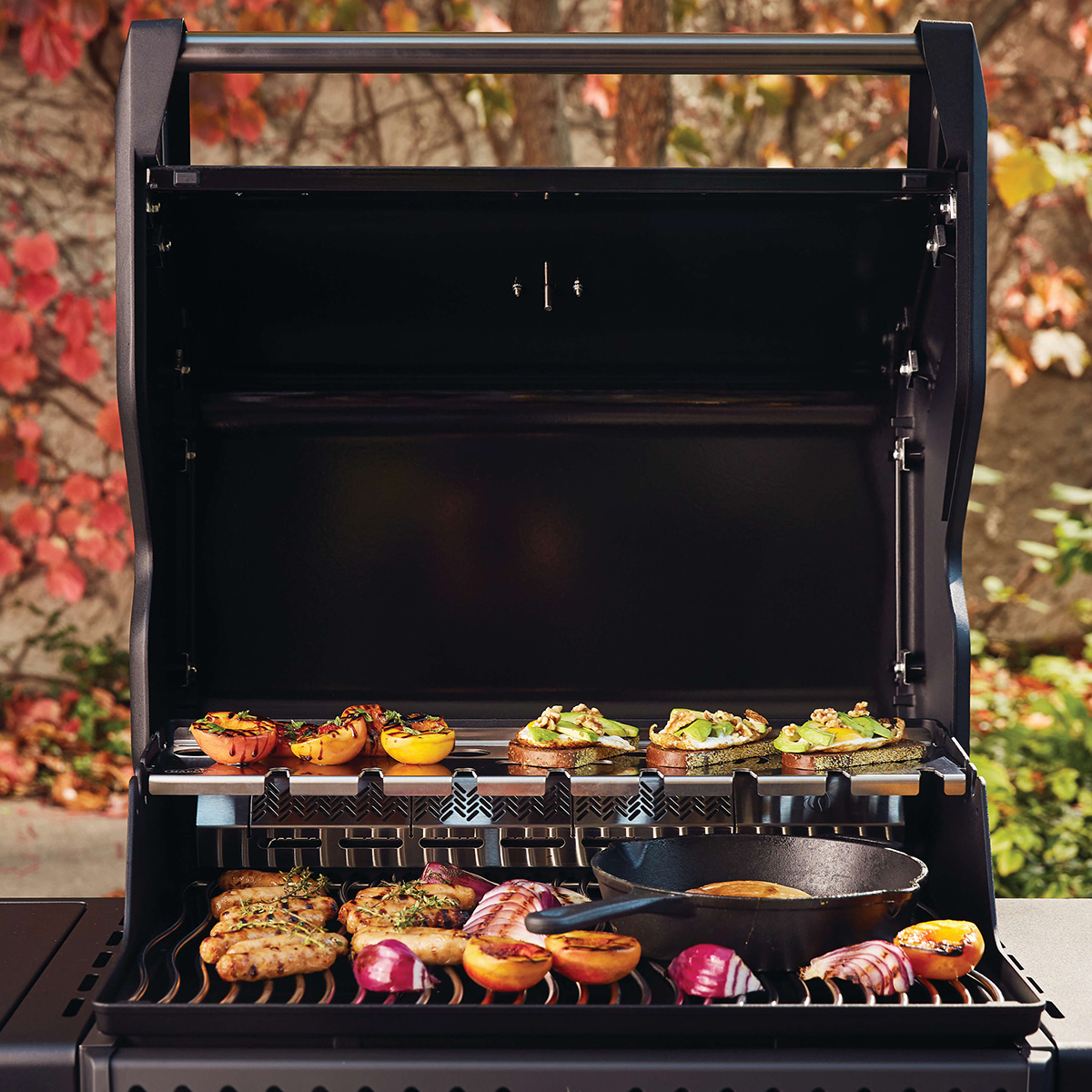 Гриль газовый Napoleon Rogue-425 SE ФАНТОМ, черный