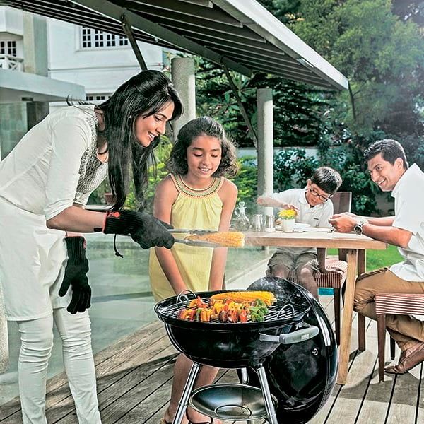 Гриль угольный Weber Compact Kettle, 57 см черный