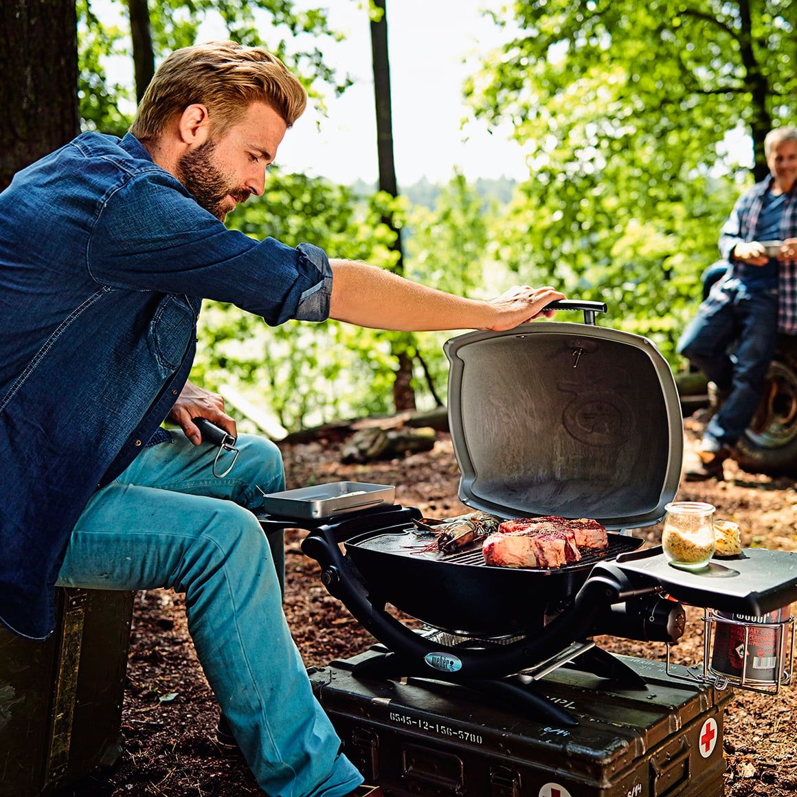 Гриль газовый Weber Q1200, черный