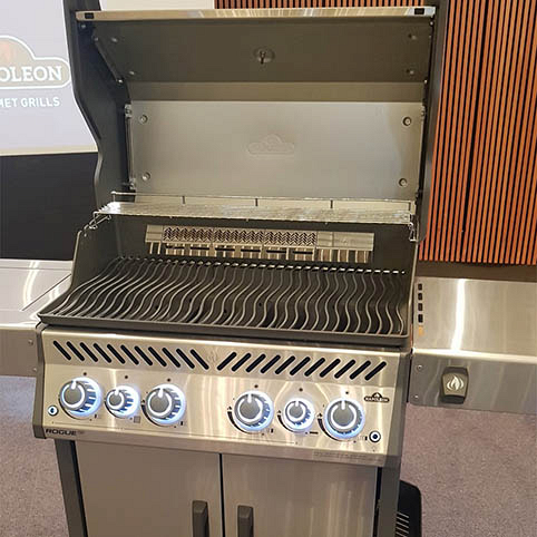 Гриль газовый Napoleon Rogue-525 SE стальной